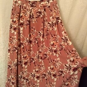 New Maxi skirt XL SWAK